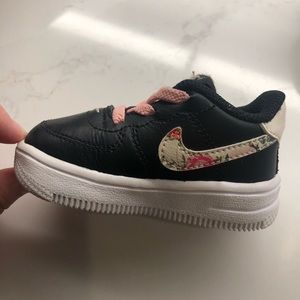 Infant Nike Air Force 1’s